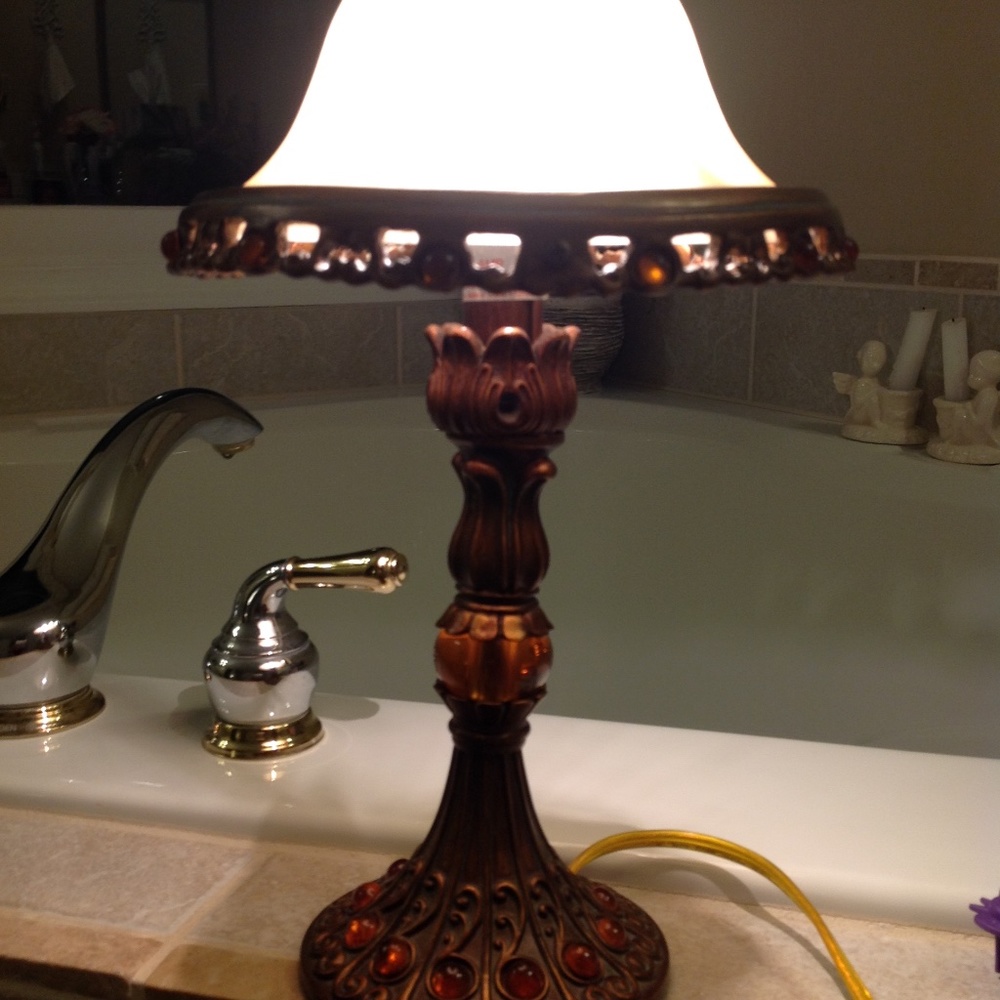 Vintage  Tiffany Style Small Table Lamp